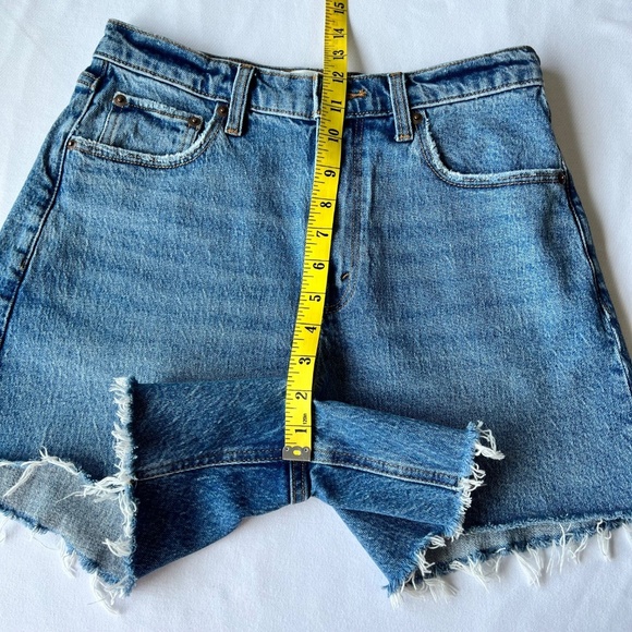Abercrombie and Fitch The Dad Short Cut-Off High Rise Sz 28 - Picture 10 of 13
